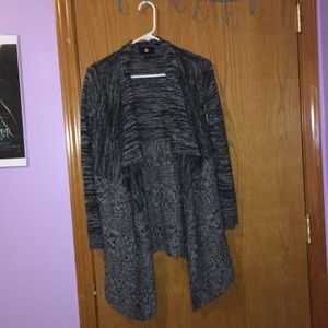 Black/gray knit cardigan